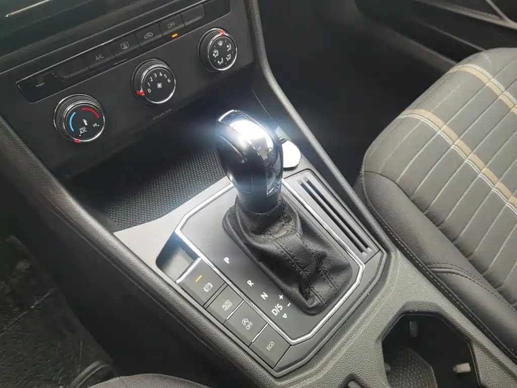 Volkswagen Lavida 2021 280TSI DSG Comfort Edition фото 13