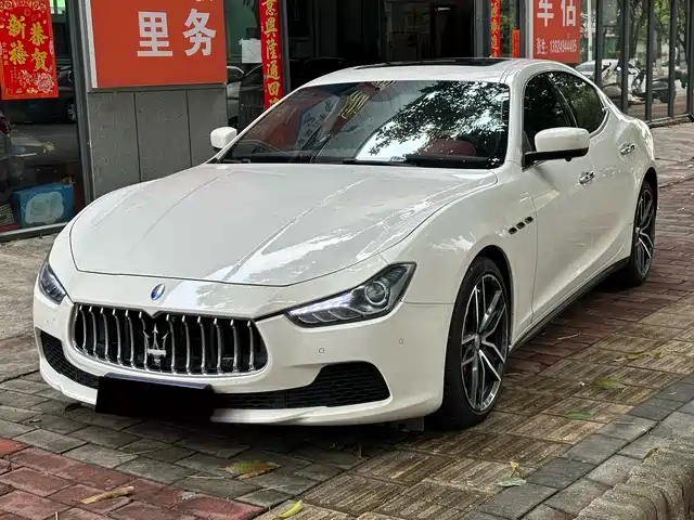 MASERATI GHIBLI