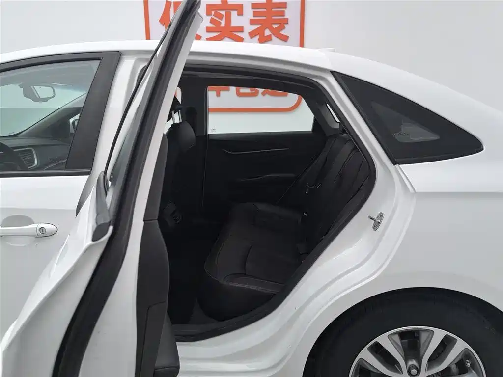 Buick Excelle 2019 18T Auto Connected Elite China VI фото 15
