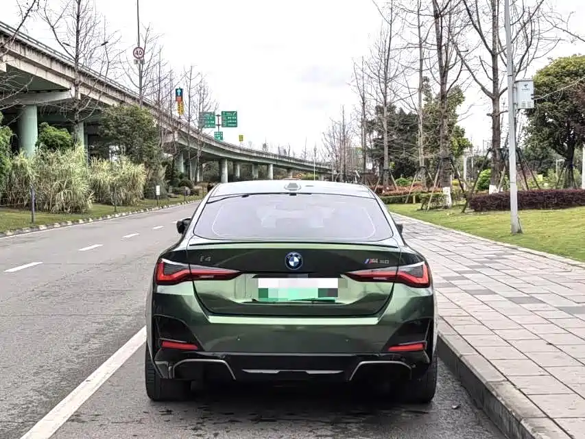 BMW I4 M50