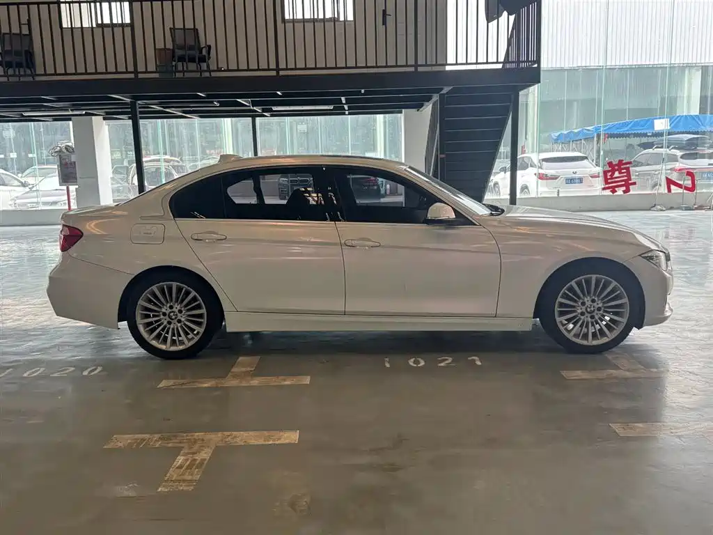 BMW 3 Series 2018 320Li Fashion Style фото 4