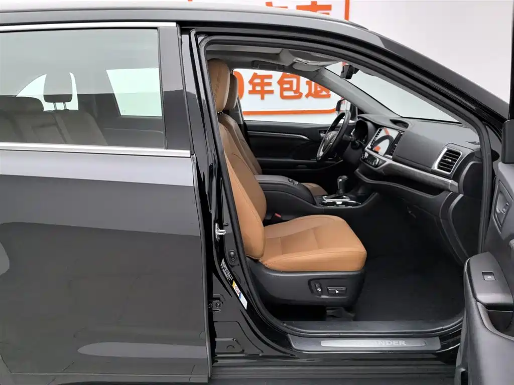 Toyota Highlander 2018 Model 2.0T 4WD Knight Edition 7-Seater China VI фото 23