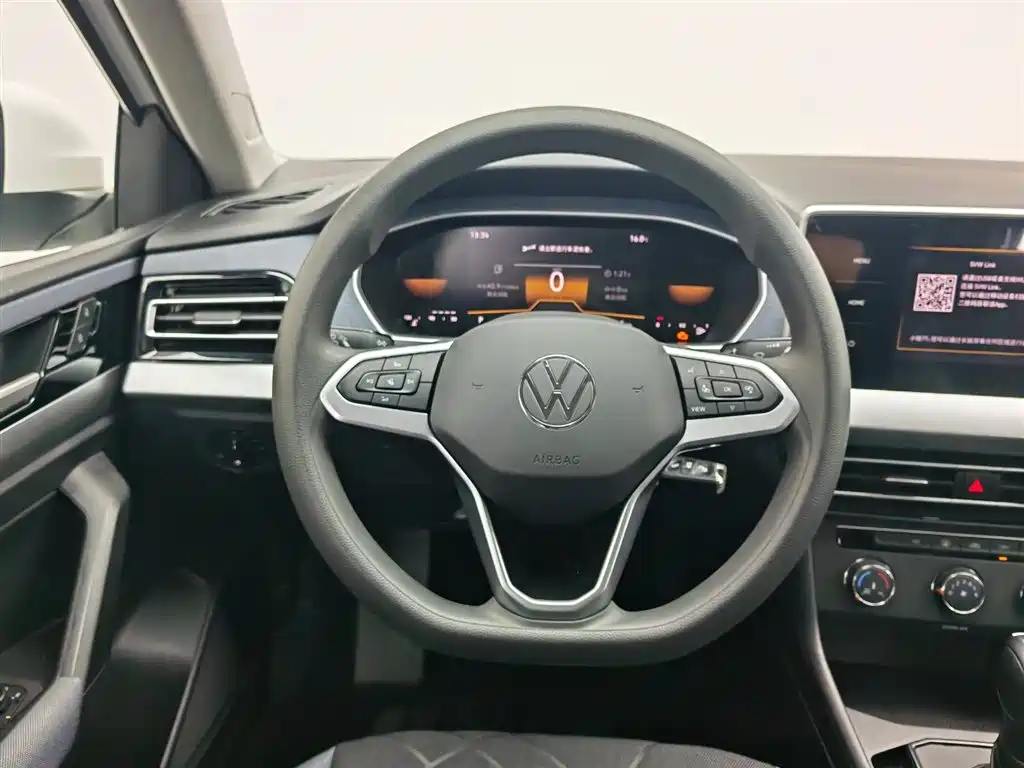 Volkswagen Lavida 2024 Model 1.5L Automatic Delight Edition фото 11