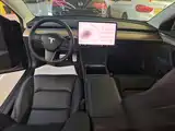 Фото 10 - Tesla Model 3