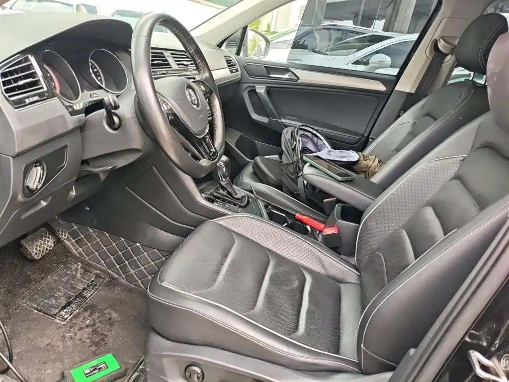 Volkswagen Tiguan L 2017 330TSI Automatic 2WD Flagship Edition фото 15