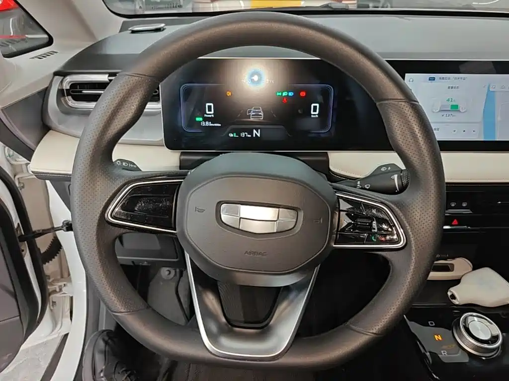 Geely Geometry E Firefly 2024 2024 301km Soaring Dragon Edition