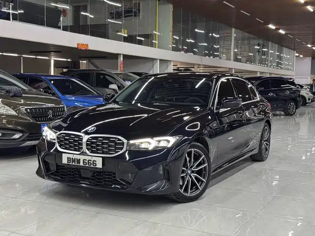 BMW 3 SERIES