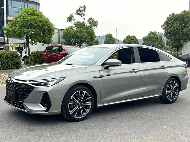 Chery Arrizo 8 2023 1.6T DCT Elegance