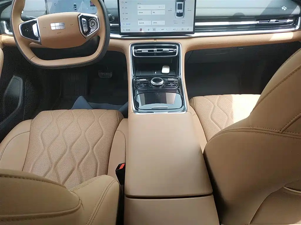 Geely Galaxy Galaxy A7 2025 EM-i фото 14