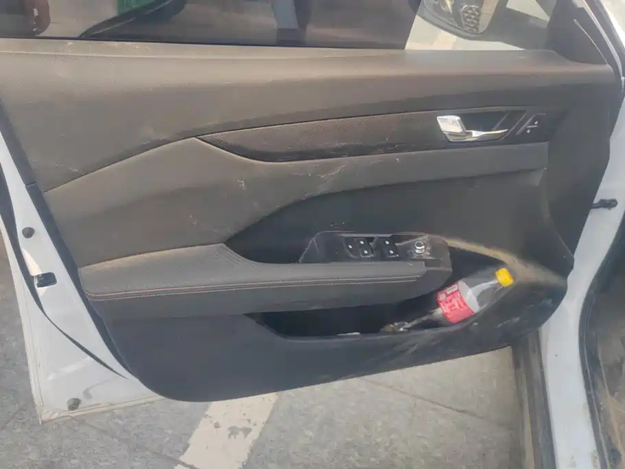 Dongfeng Aeolus Yixuan 2025 2025 1.5L Auto Luxury