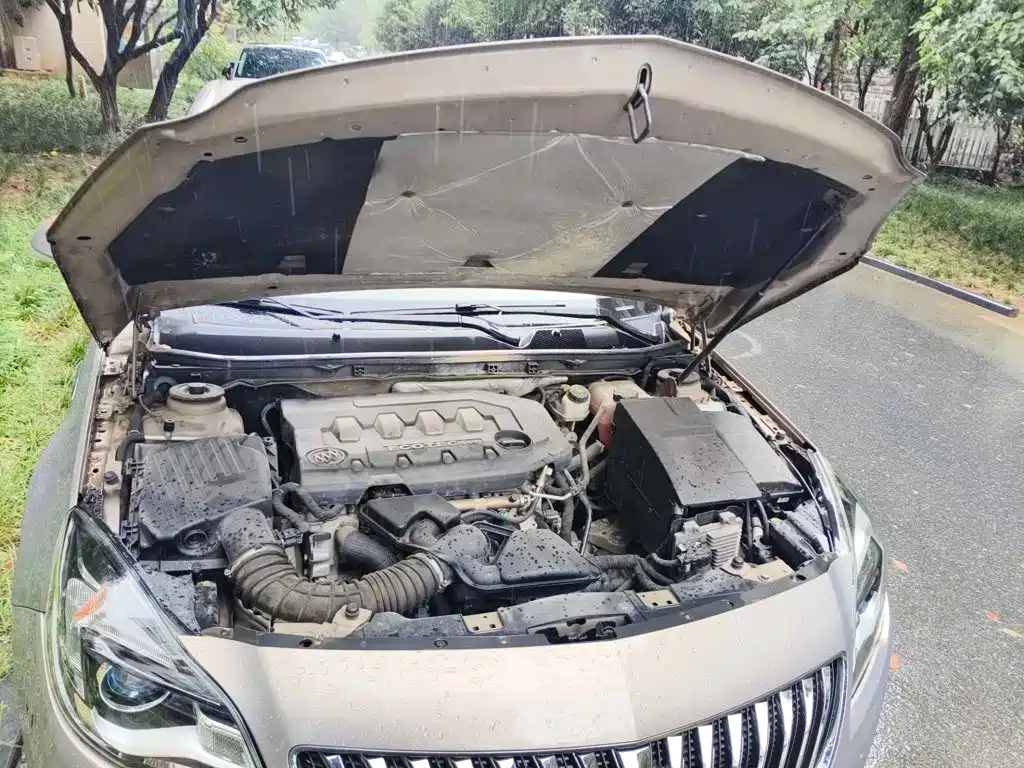 Фото 3 - Buick Regal