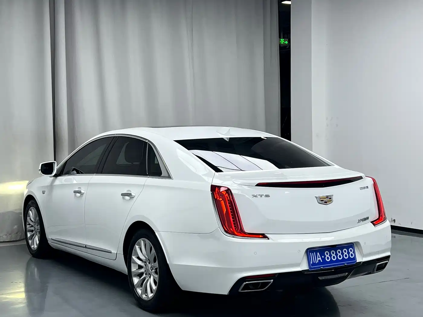 Cadillac XTS 2018 28T Technology фото 9
