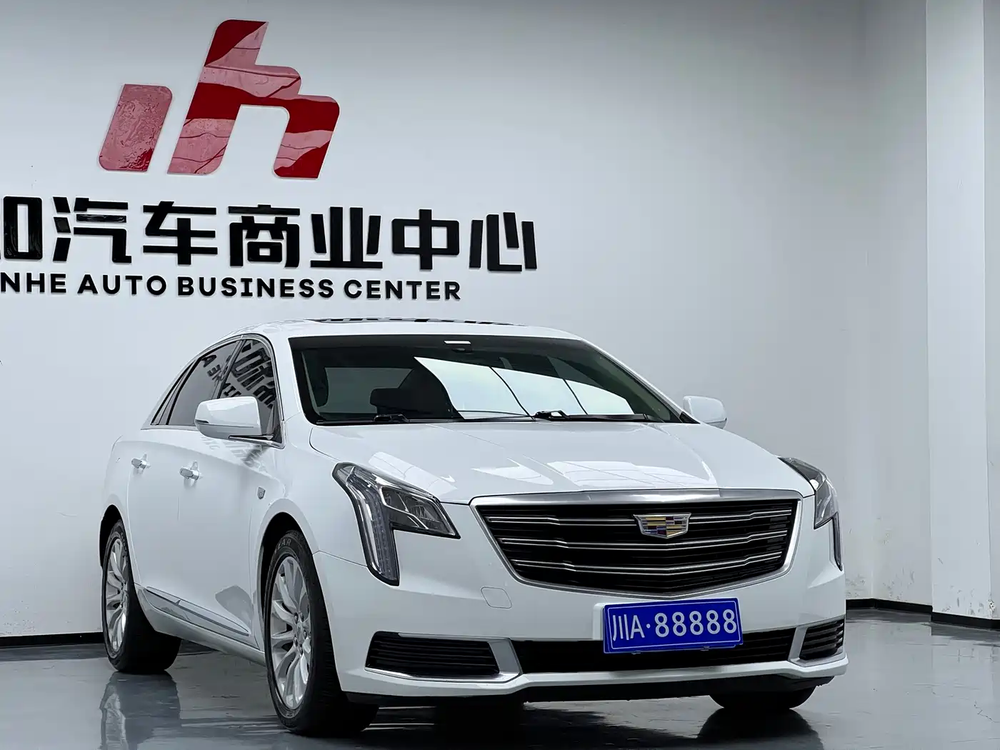 Cadillac XTS 2018 28T Technology фото 2