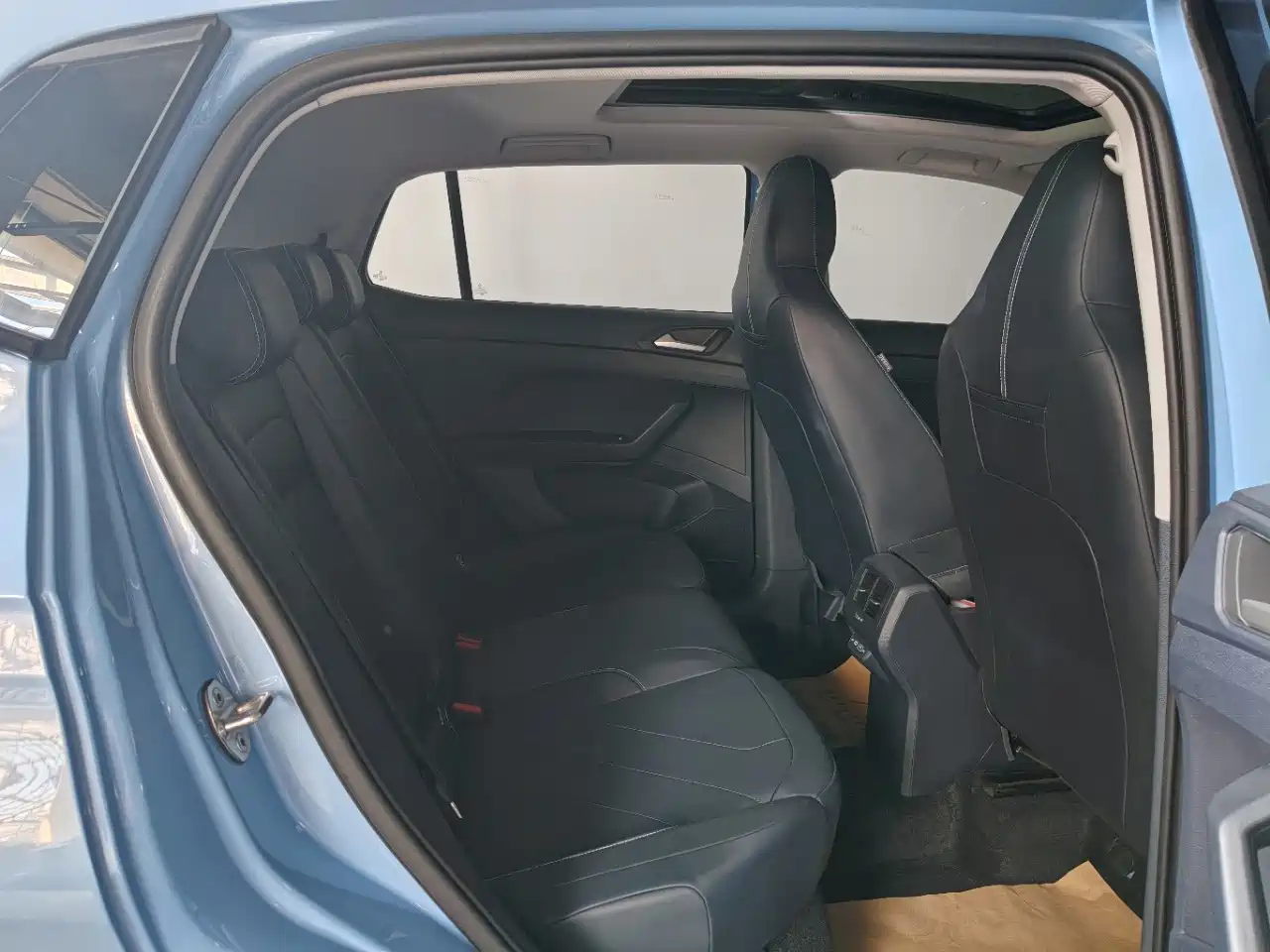 Volkswagen Tharu, миниатюра 7