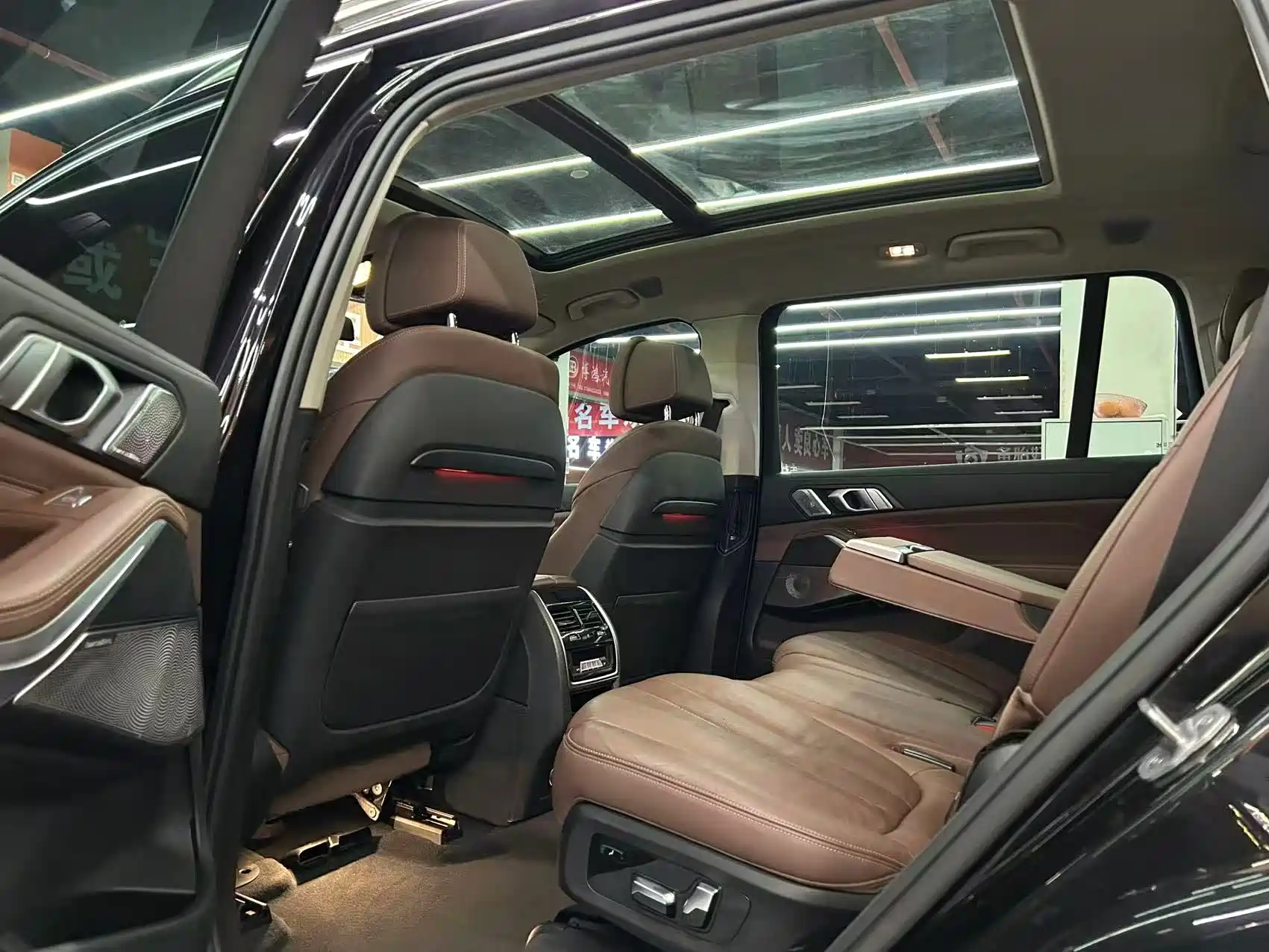 Фото 6 - BMW X7