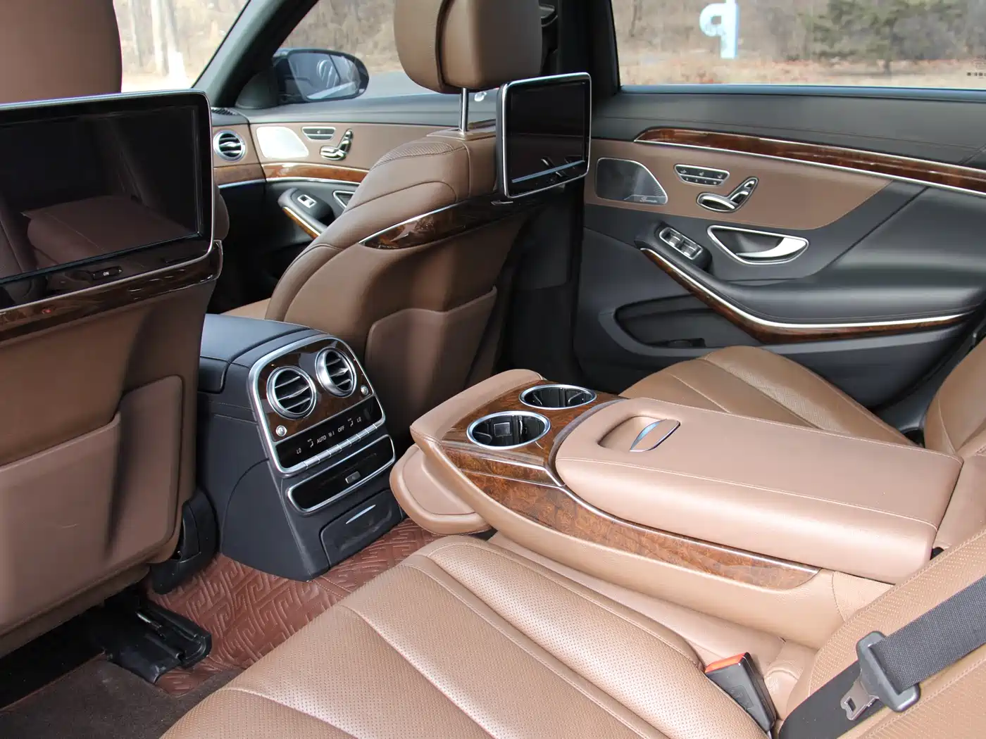 Mercedes-Benz S-Class 2016 S 320 L Luxury фото 11