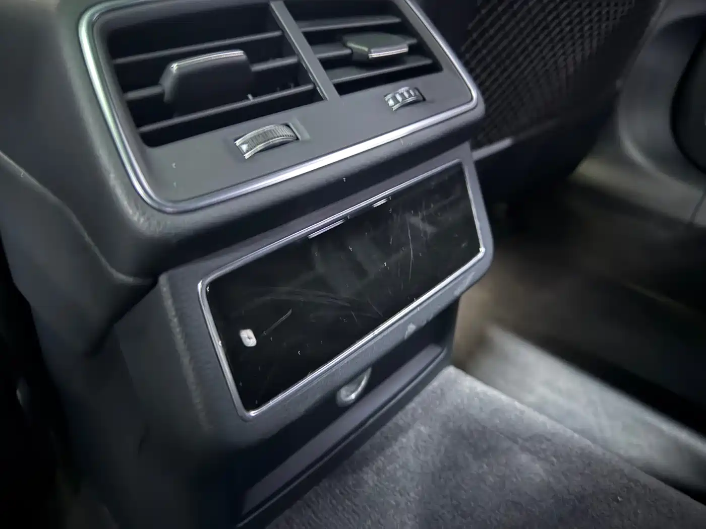 Audi A6L 2020 40 TFSI Luxury Dynamic фото 17