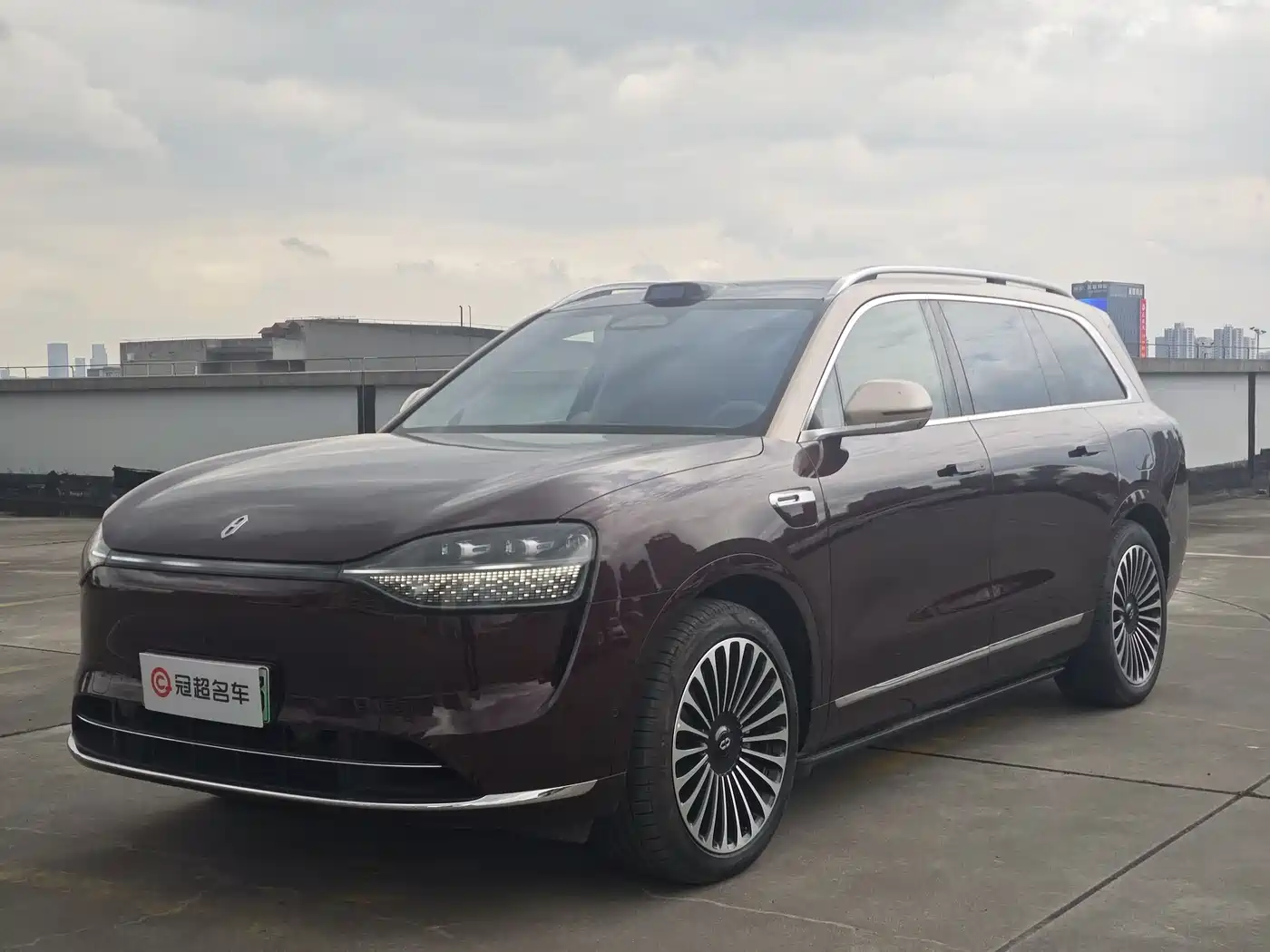 AITO Wenjie AITO M9 2025 Extended Range Ultra 52kWh 5-Seater фото 2