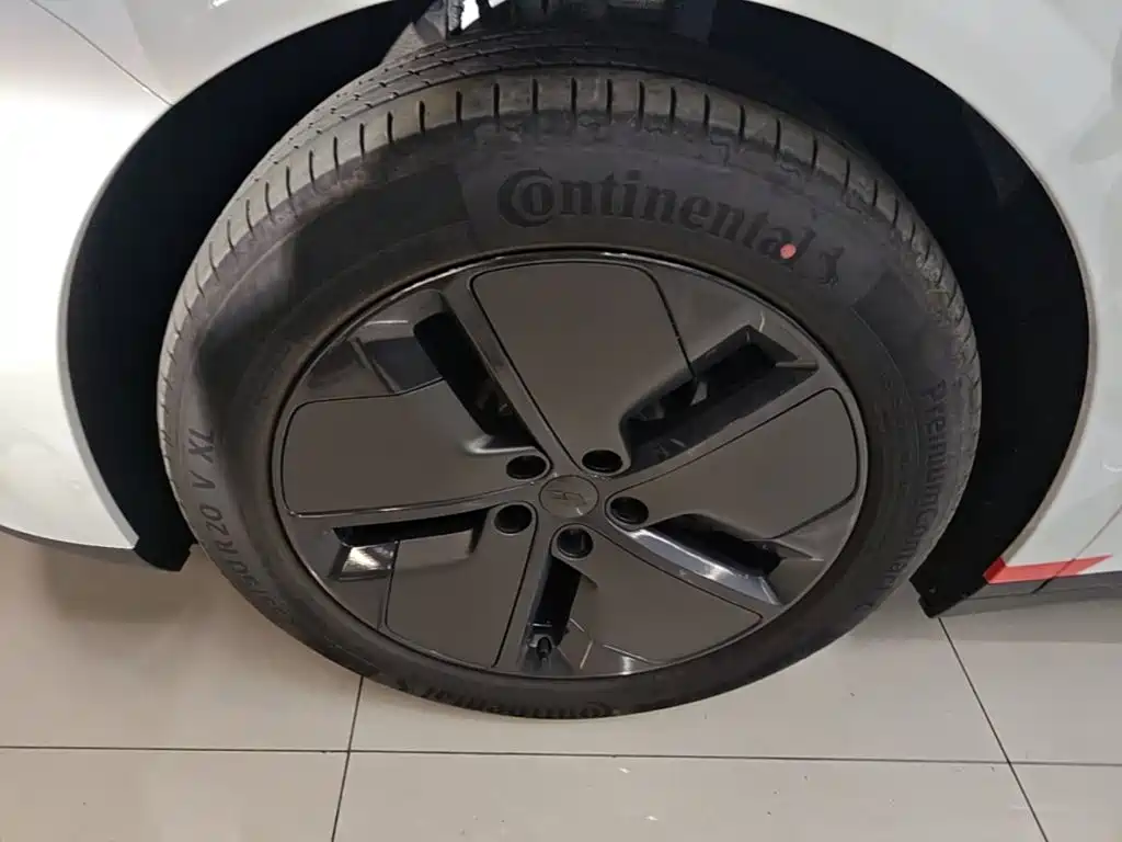 Li Auto Li i8 2026 2025 Standard Edition