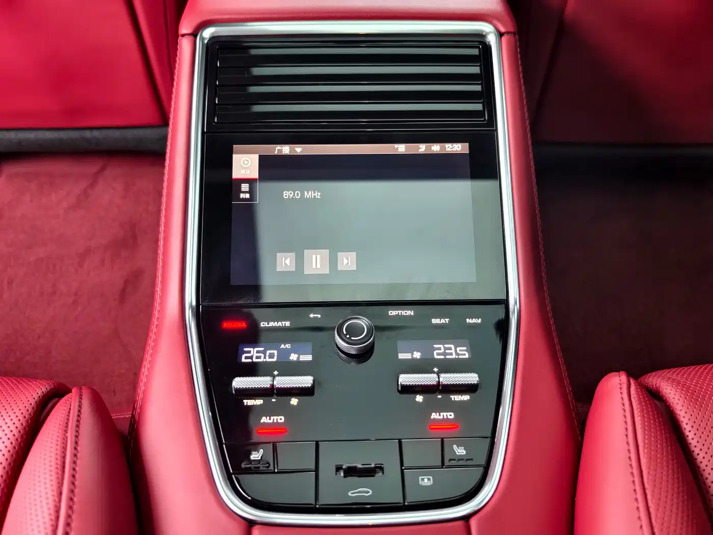 Porsche Panamera 2022 Panamera 4 Executive Long Wheelbase 2.9T фото 19