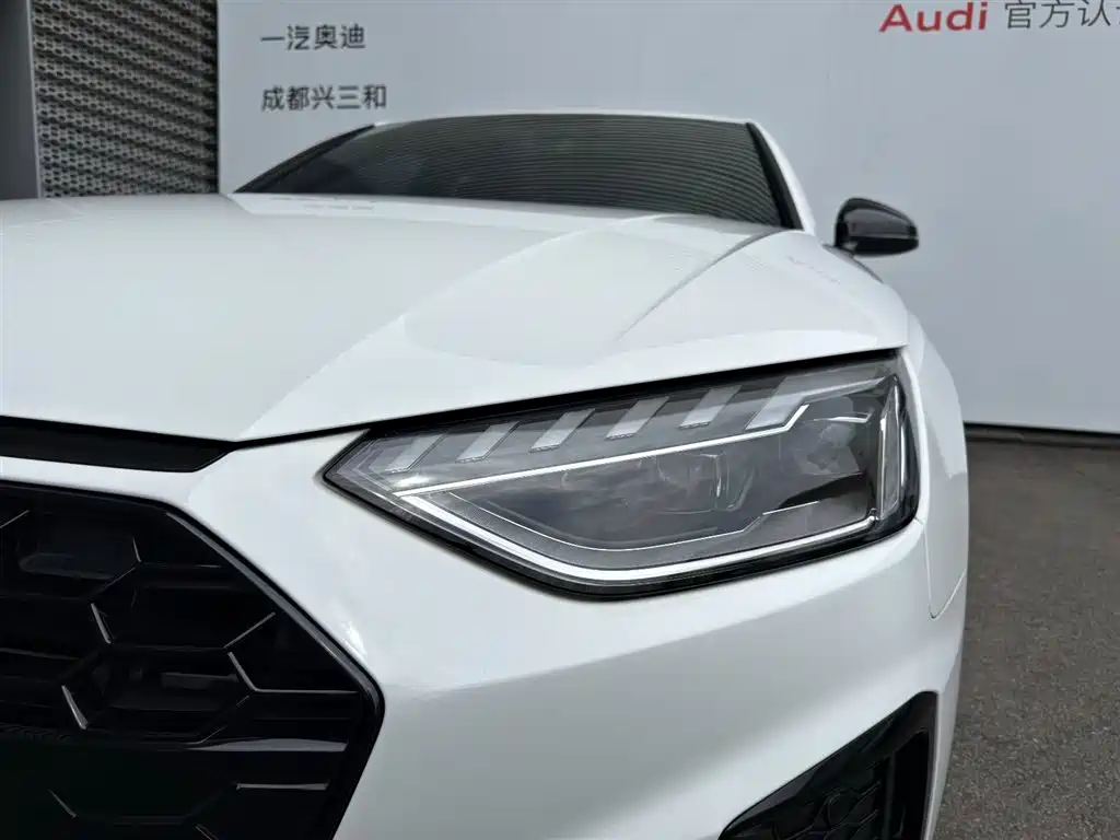 Audi A4L 2024 40 TFSI Luxury Dynamic фото 16