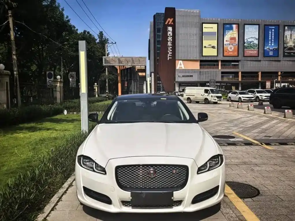 Jaguar XJ 2017 2016 XJL 2.0T 2WD Elegance Business Edition