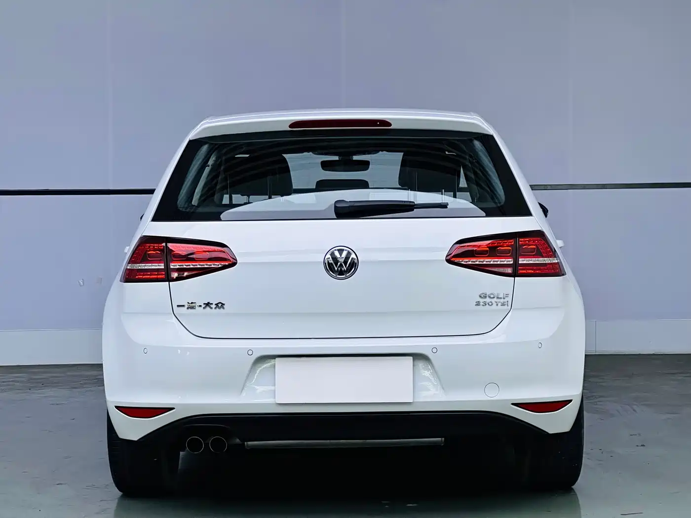 Volkswagen Golf 2017 230TSI Auto Luxury Millionth Anniversary Edition фото 5