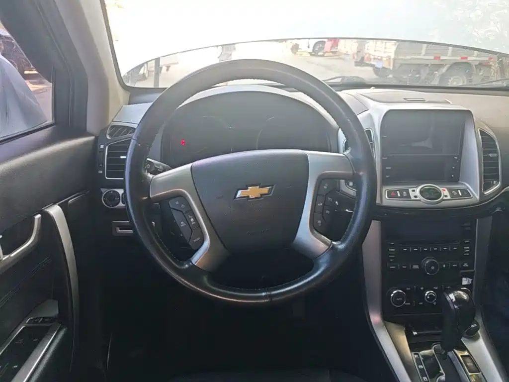 Chevrolet Captiva 2017 2015 2.4L AWD Flagship 7-Seater