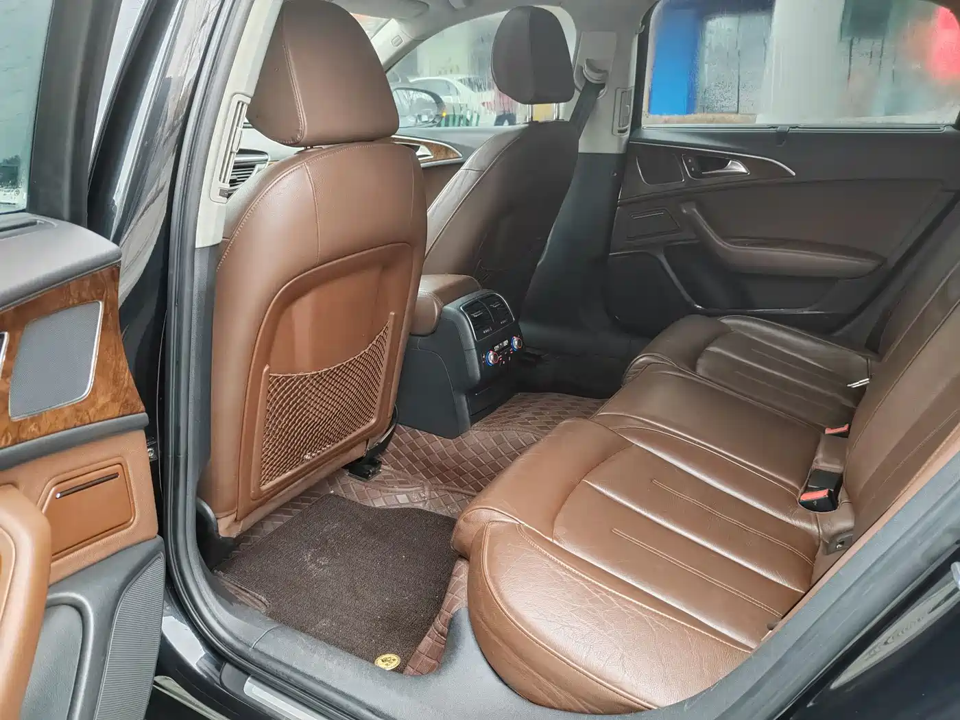 Audi A6L 2012 TFSI Comfort фото 9