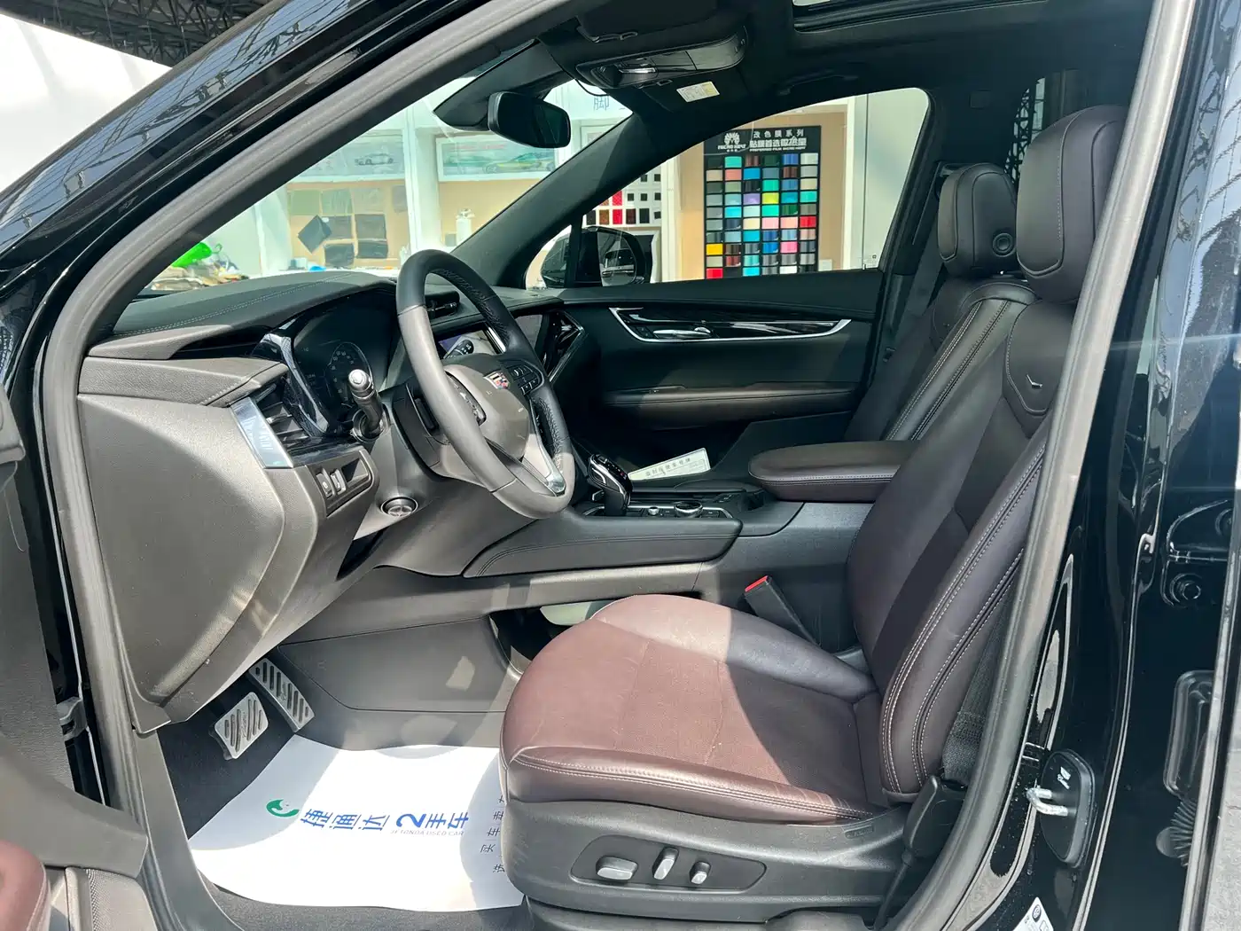 Cadillac XT6 2022 2.0T 6-Seater 2WD Luxury Edition фото 23