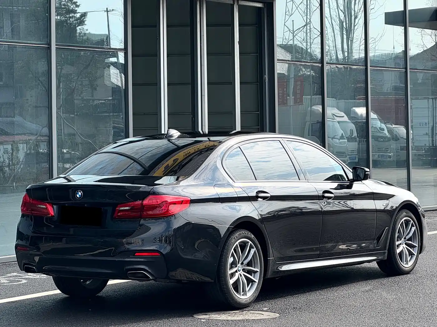 BMW 5 Series 2018 525Li M Sport Package фото 6
