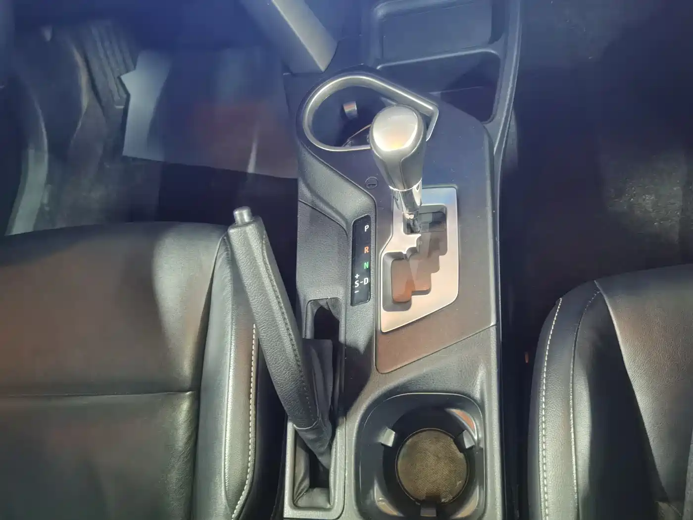 Toyota RAV4 Rongfang 2018 2.5L Automatic 4WD Elite i Edition фото 18