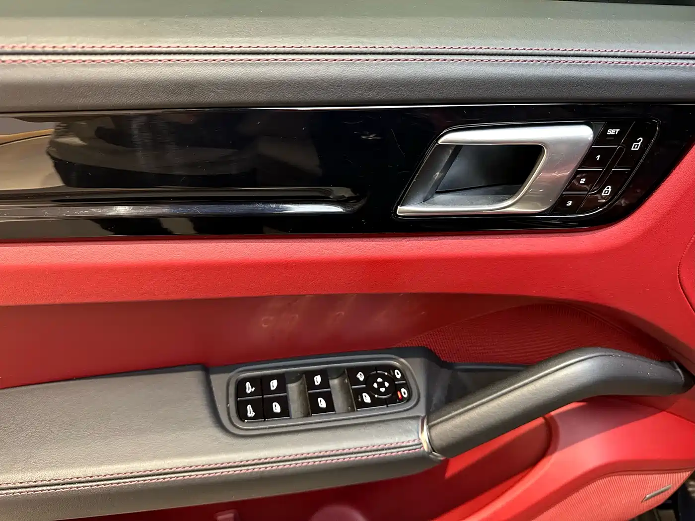 Porsche Cayenne 2019 Cayenne 3.0T фото 10