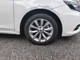 Фото 6 - Roewe i6