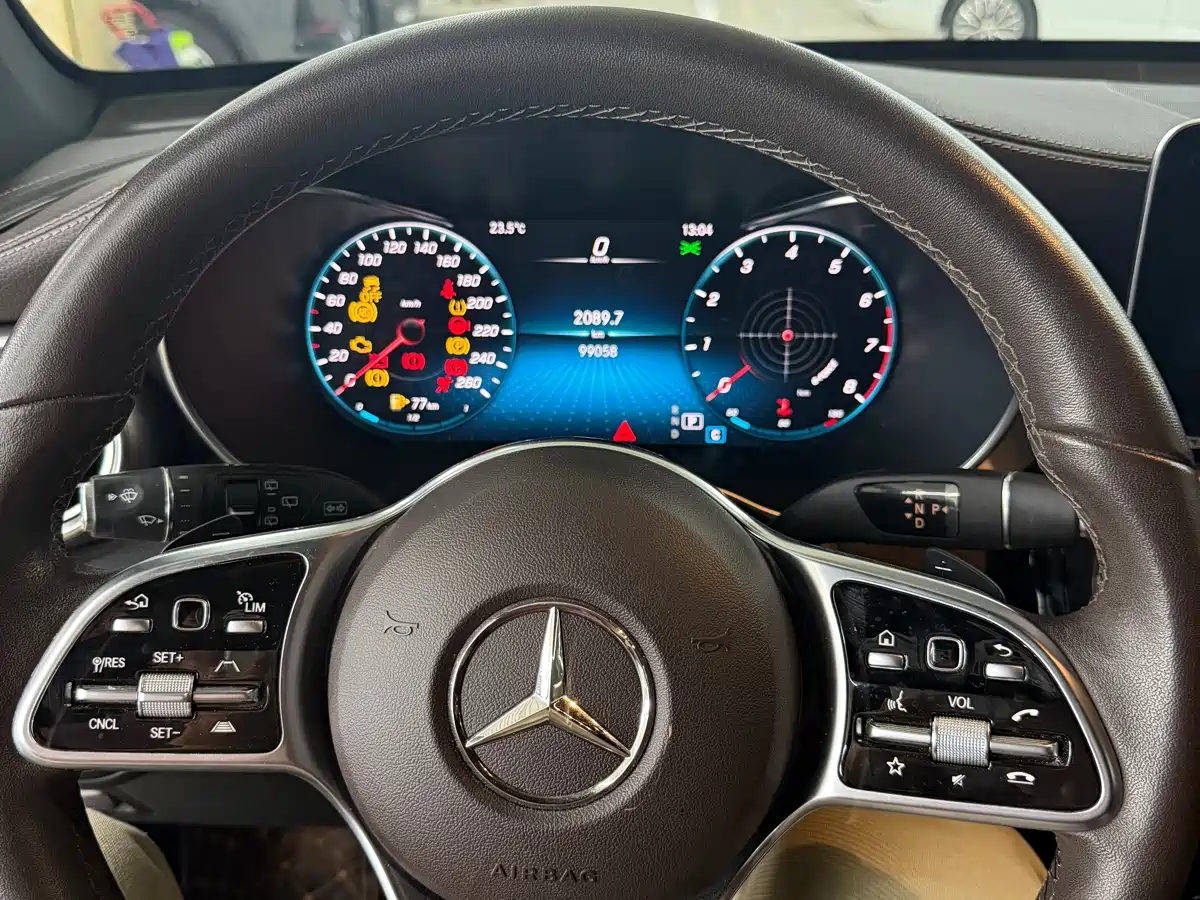 Mercedes-Benz GLC 2020 Facelift GLC 260 L 4MATIC Dynamic фото 4