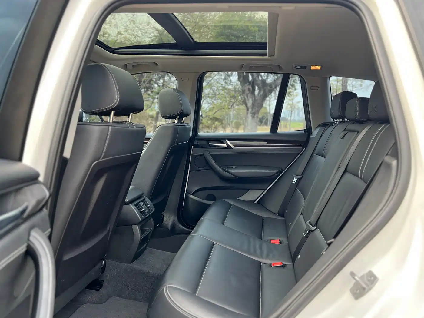 BMW X3 (Import) 2014 xDrive20i X Design Package фото 10