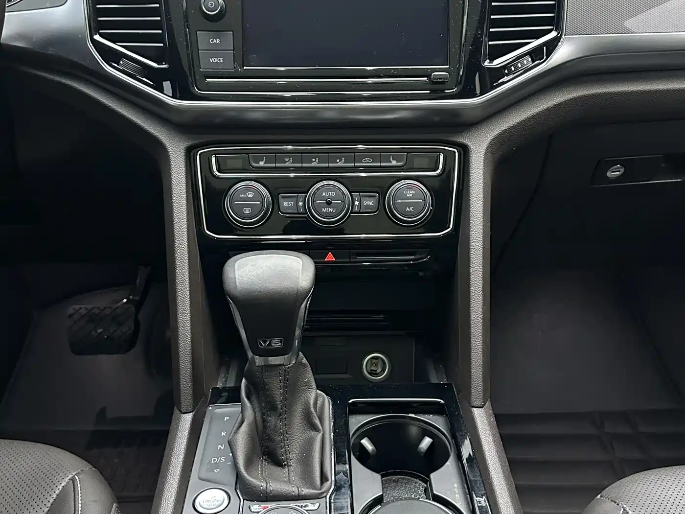 Volkswagen Teramont 2019 530 V6 4WD Luxury Edition China VI фото 13