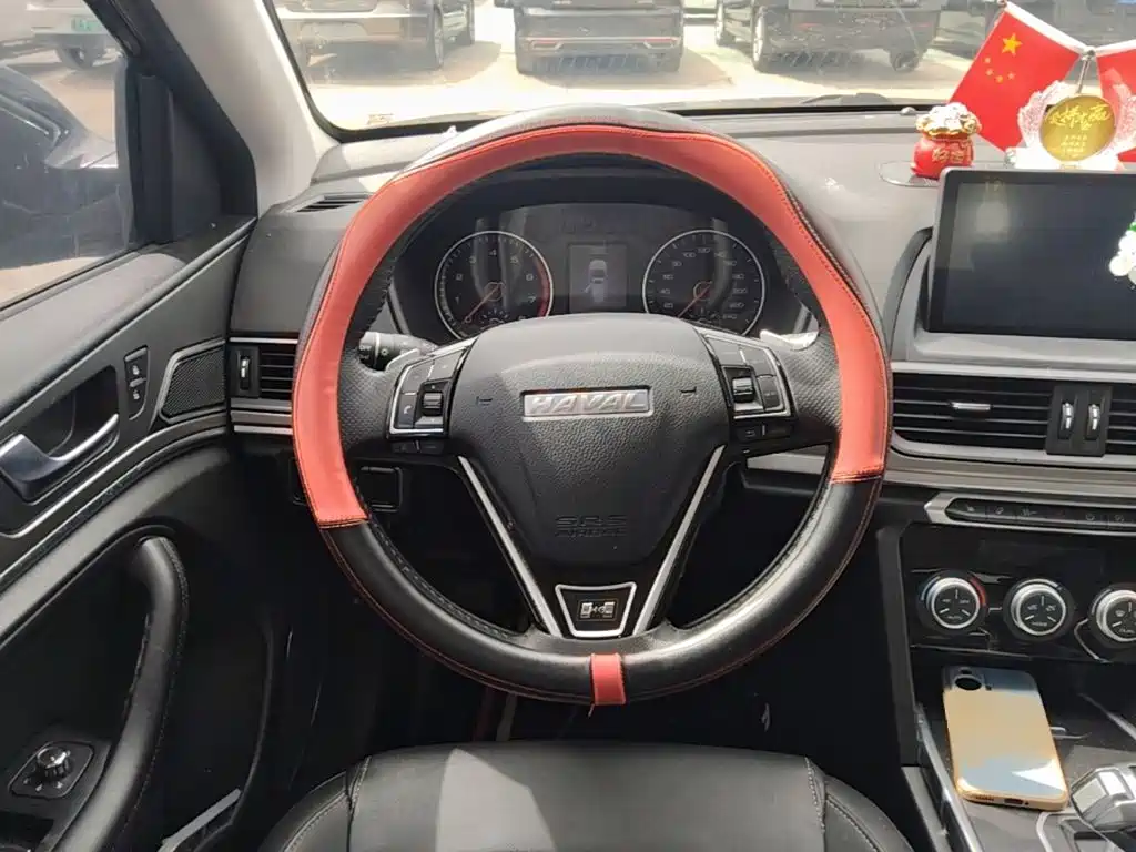 Фото 11 - Haval H6