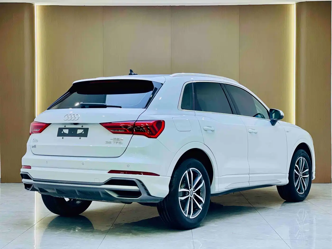 Audi Q3 2022 35 TFSI Progressive Dynamic фото 3