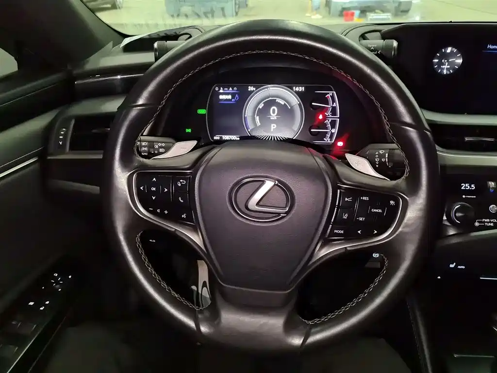 Lexus ES 2018 300h Excellence Edition China VI фото 4