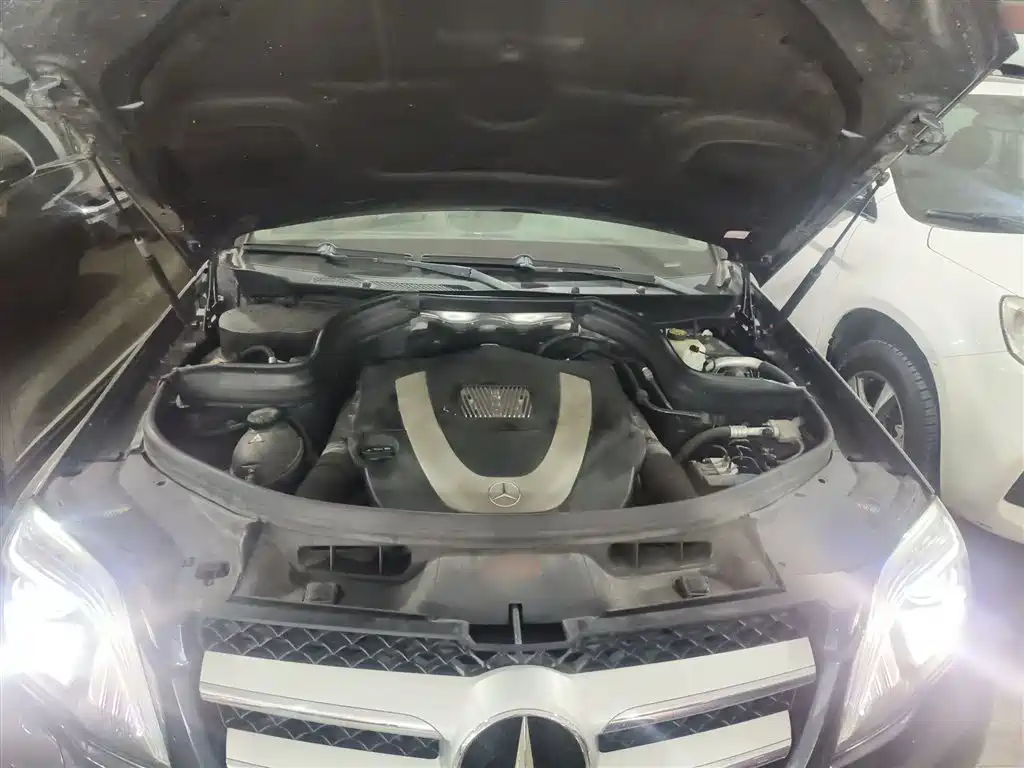 Mercedes-Benz GLK-Class 2013 Facelift GLK 300 4MATIC Luxury фото 16