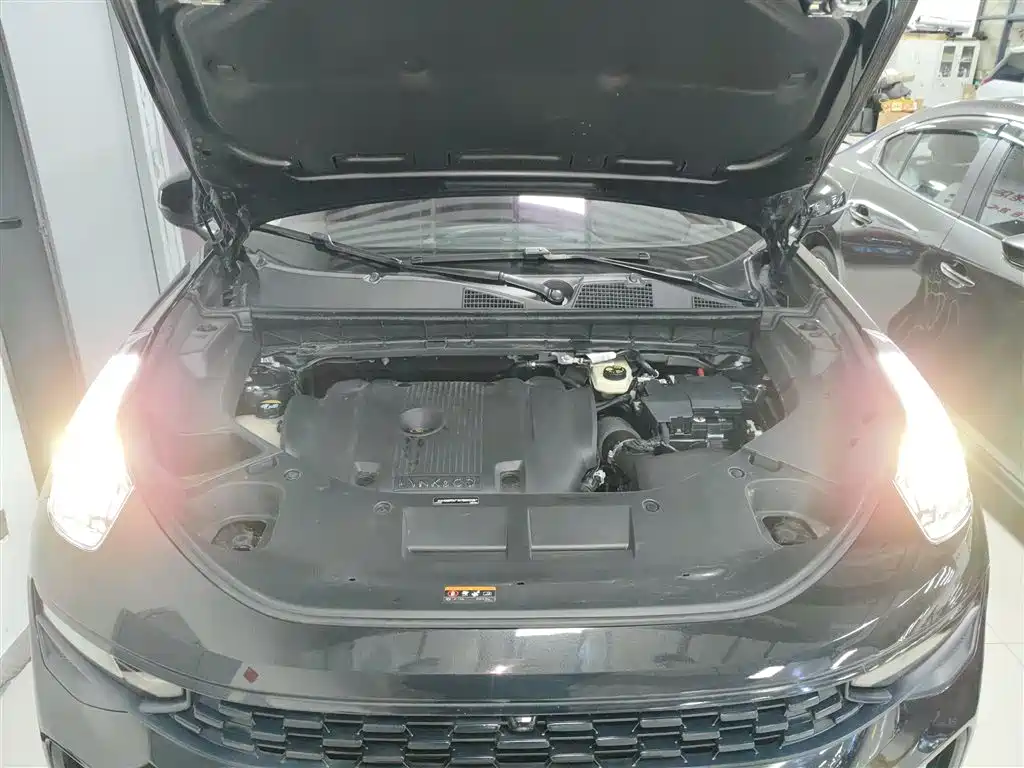 Lynk & Co 01 2021 2.0TD 2WD Pro фото 13
