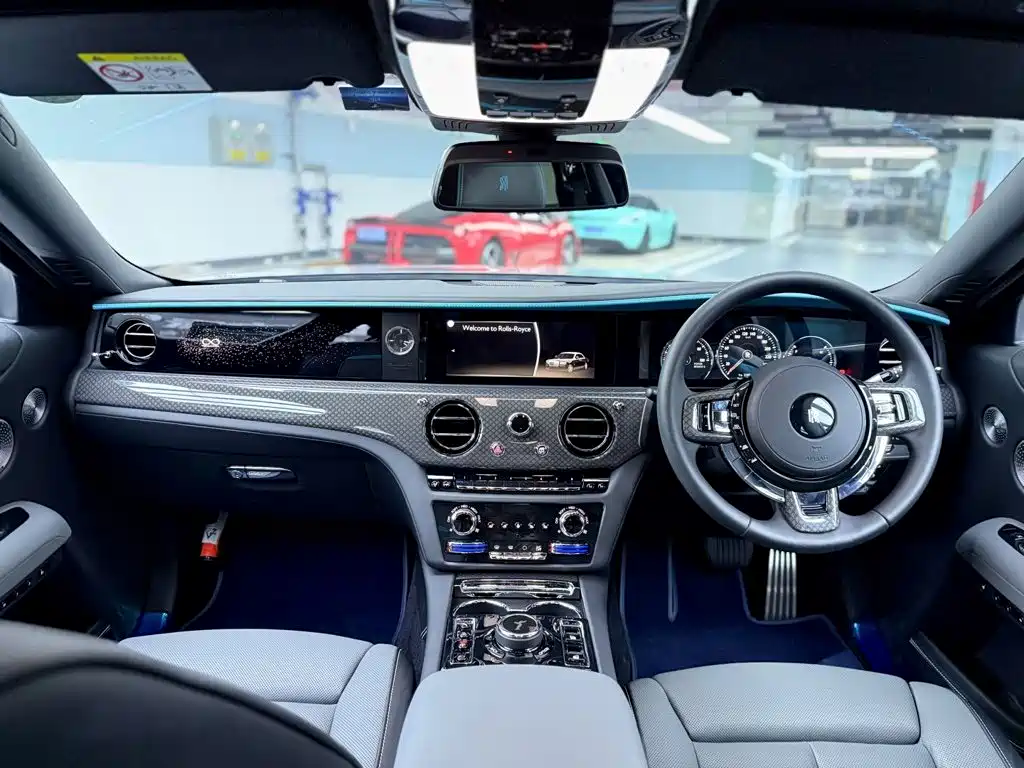 Rolls-Royce Ghost 2026 2024 6.7T Black Badge
