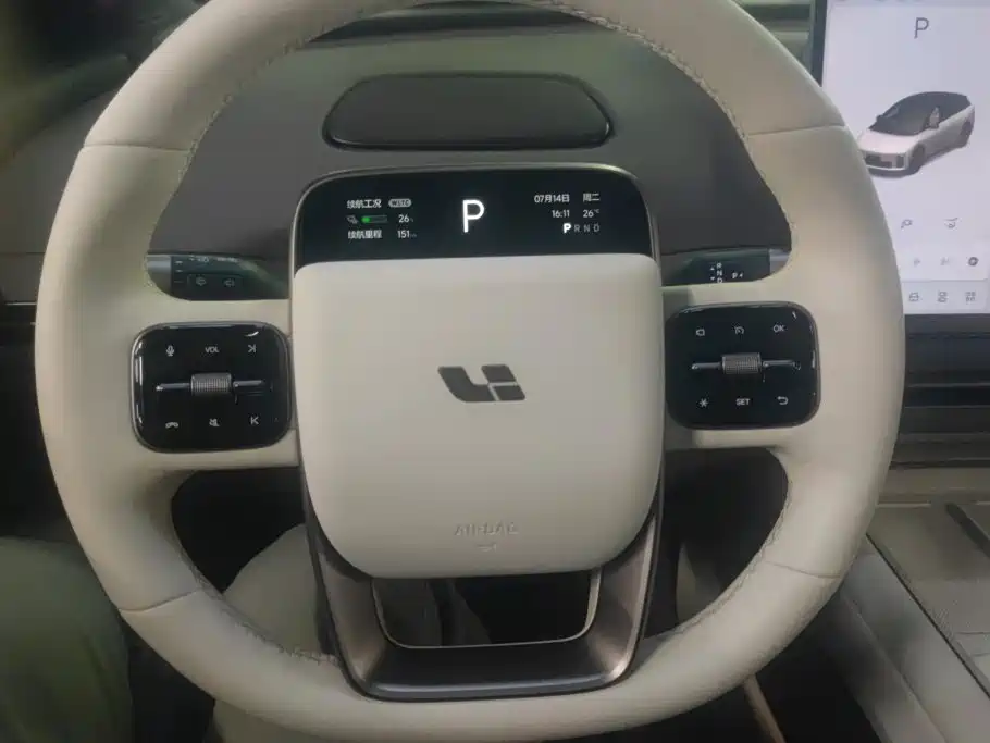 Li Auto i6 2025 2025 2WD Base Model