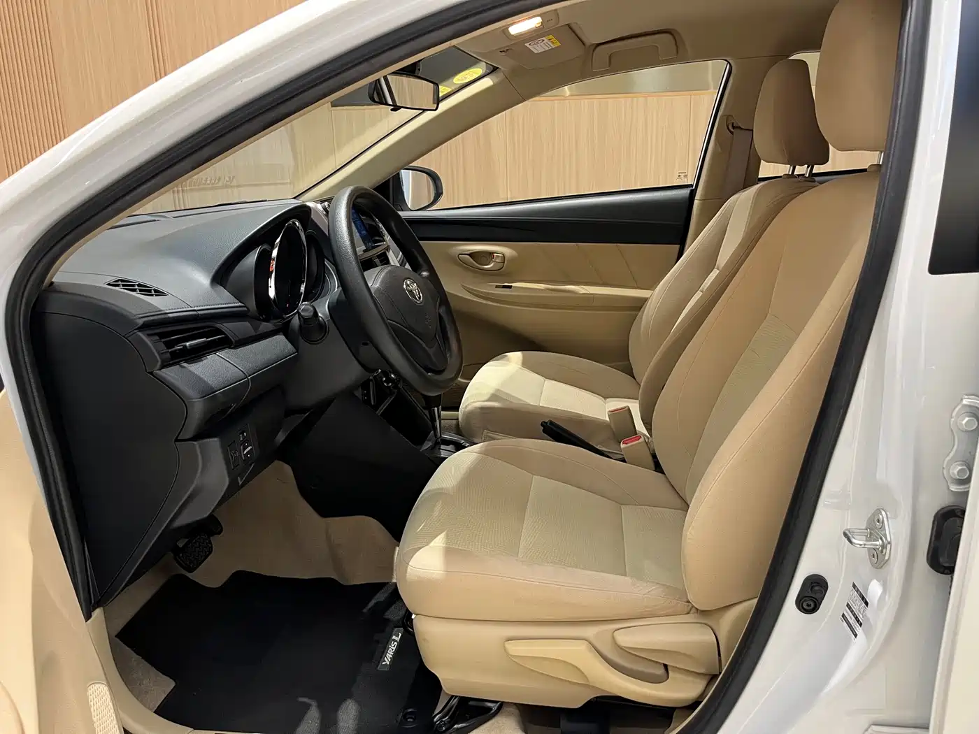 Toyota YARiS L Zhi Xuan 2018 1.5E CVT Champion Limited Edition фото 9