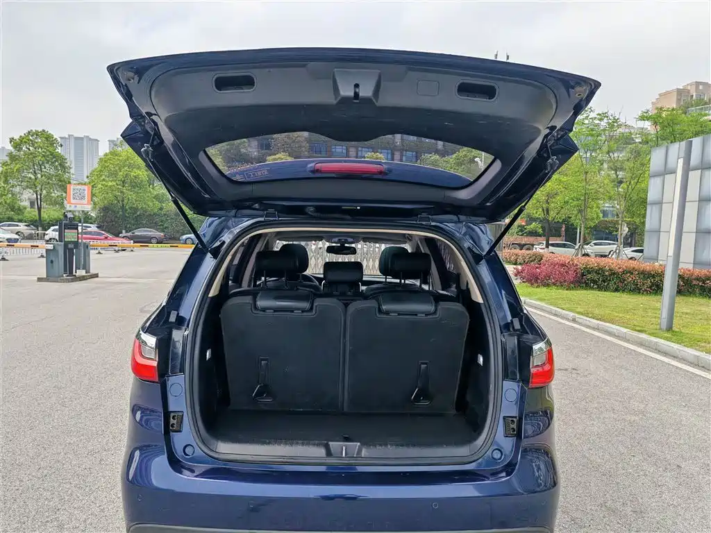 BYD Song MAX 2017 1.5T Auto Smart Elite 7-Seater фото 10