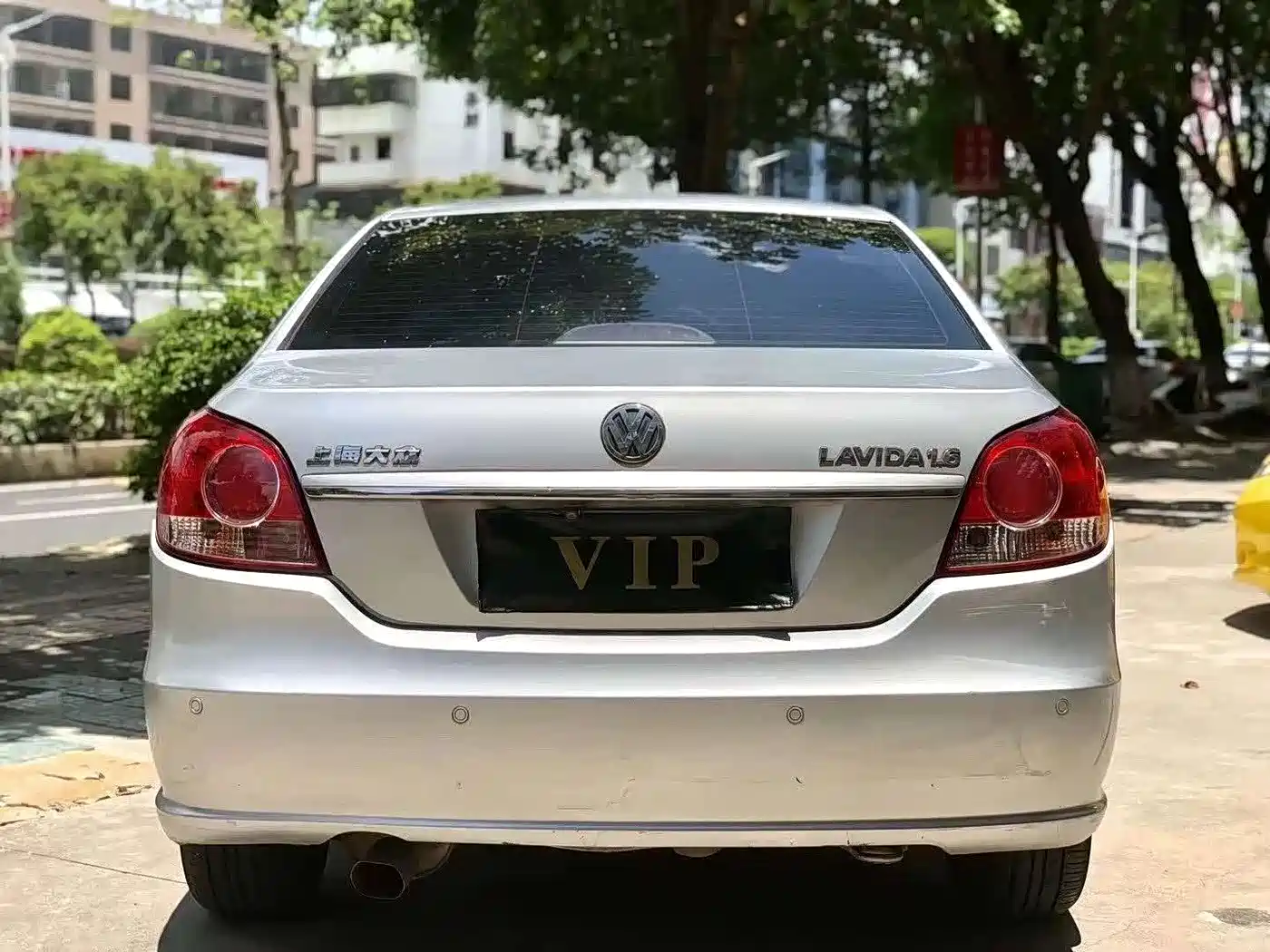 Volkswagen Lavida 2008 1.6L Automatic Elegance Edition фото 6