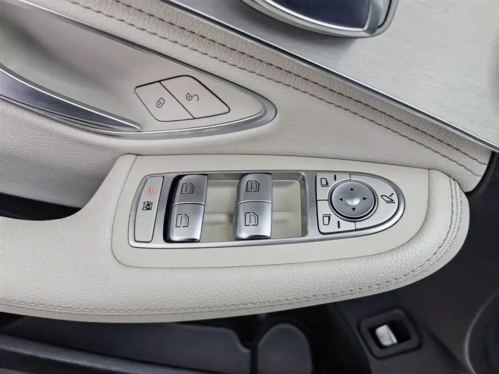 Mercedes-Benz C-Class 2017 Facelift C 200 Sport Edition фото 9