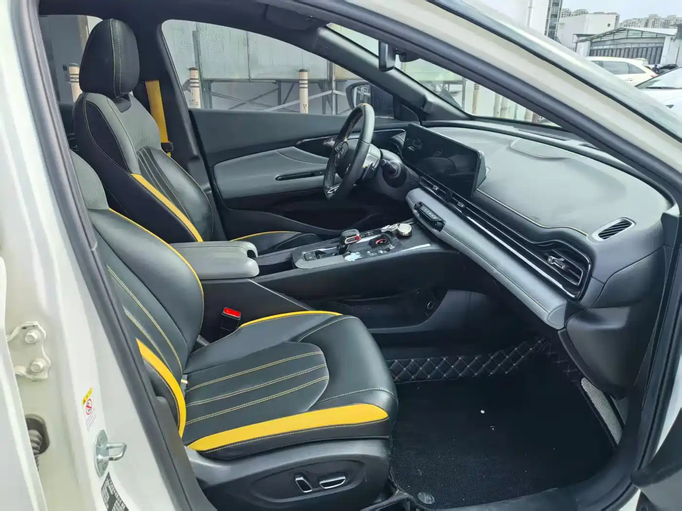 GAC Trumpchi Trumpchi Emkoo 2021 270T DCT J16 Edition фото 10