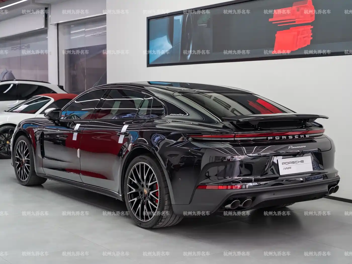 Porsche Panamera 2024 Panamera Executive Long Wheelbase 2.9T фото 5